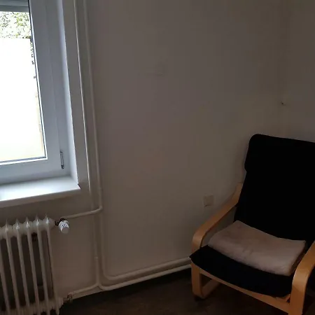 Eliah Apartment Rust