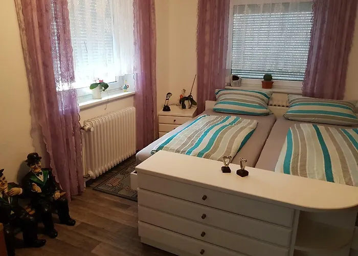 Eliah Apartman Rust